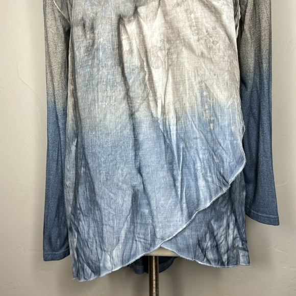 Fleur de Lis Cowl Neck Linen Blend Top Size Medium - Picture 3 of 10